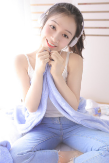 两个小姨子视频